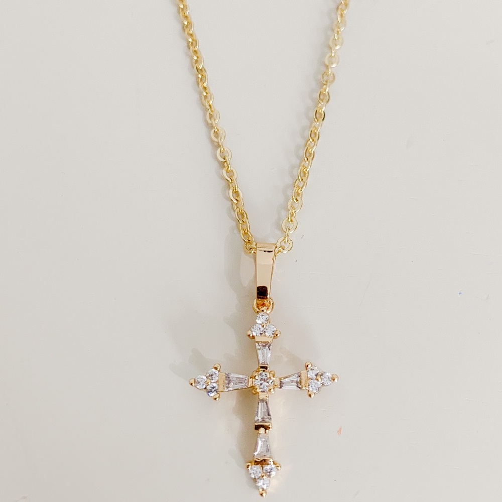 🎉HP🎉CZ Cross Necklace | 14k Gold Filled - Picture 3 of 9